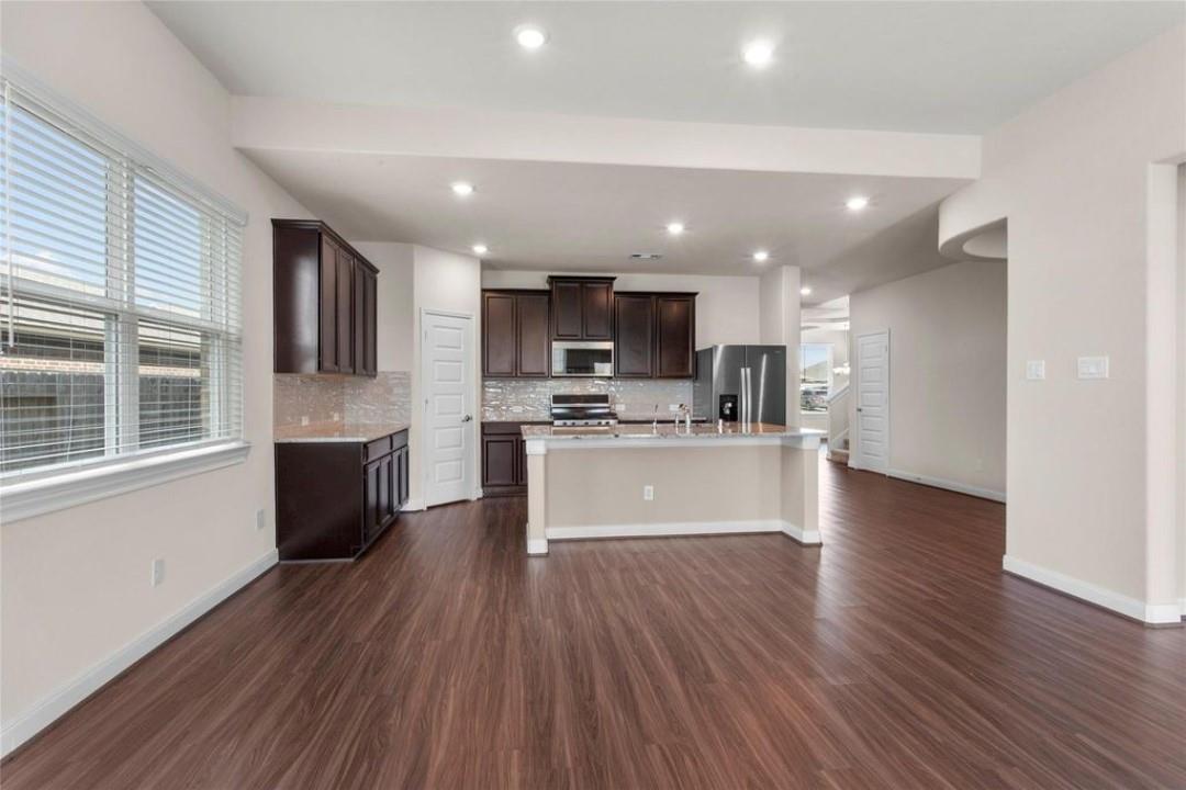 2532 Dunsmore Oak Drive