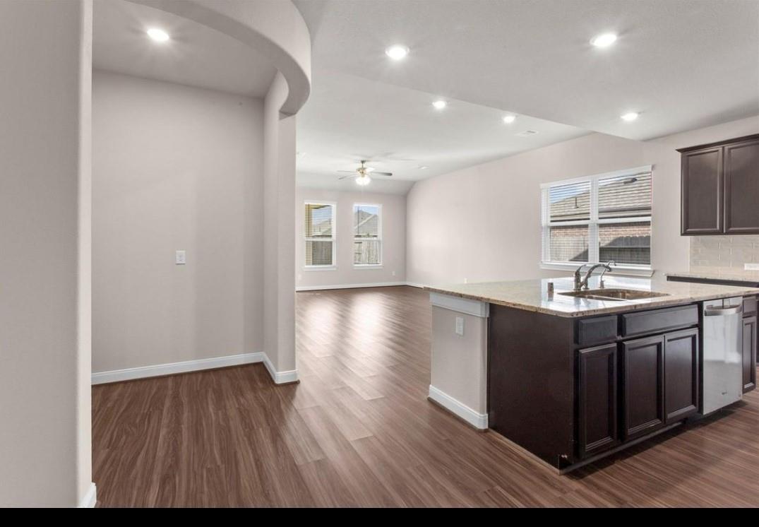 2532 Dunsmore Oak Drive