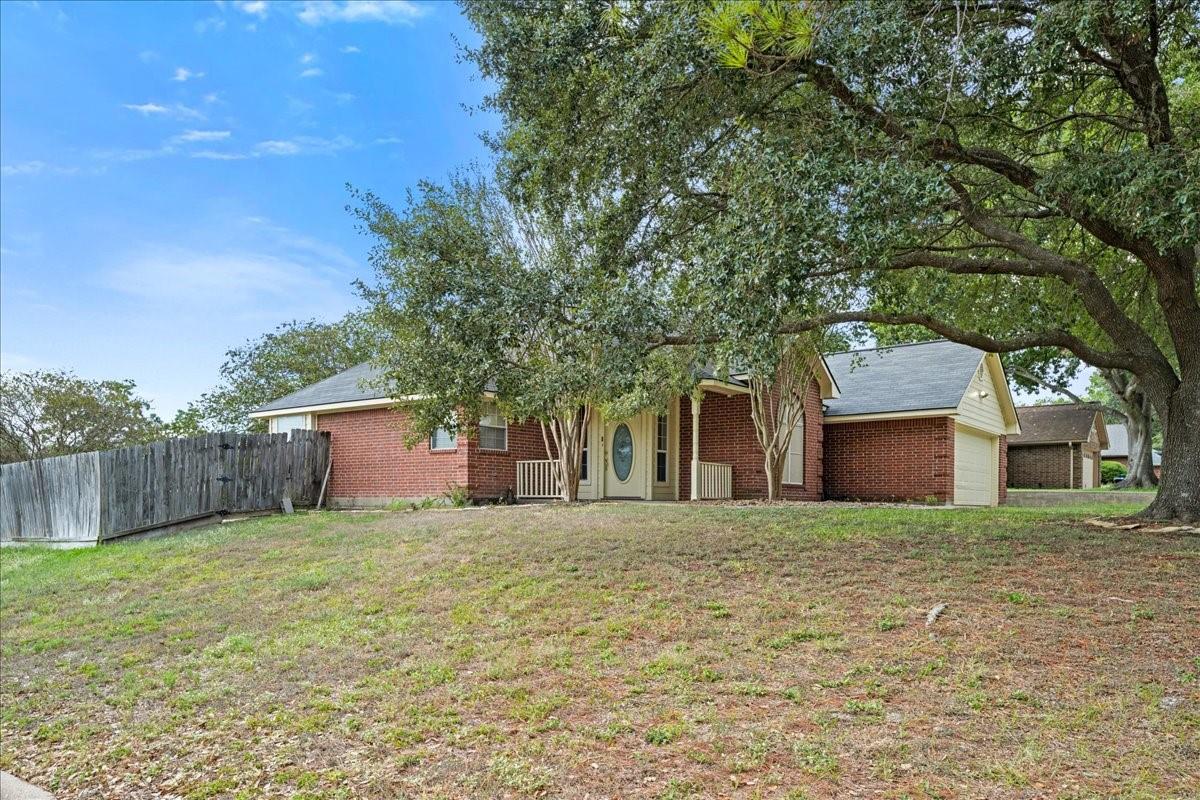 2601 Oakwood Drive