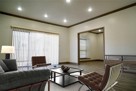 Photo of 2400 N Braeswood Boulevard #336, Houston, TX 77030 (MLS # 91238196)