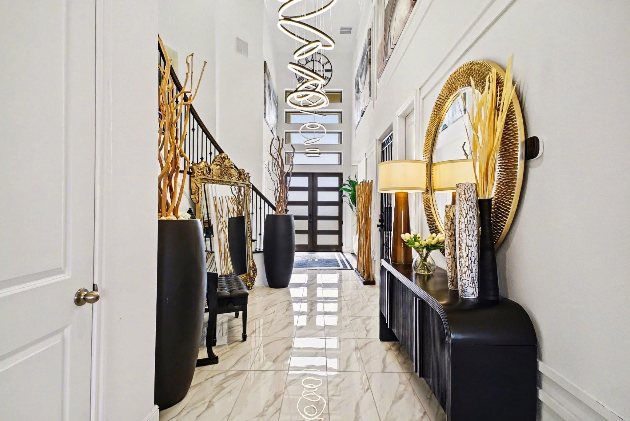 9911 Crescent Wood Drive