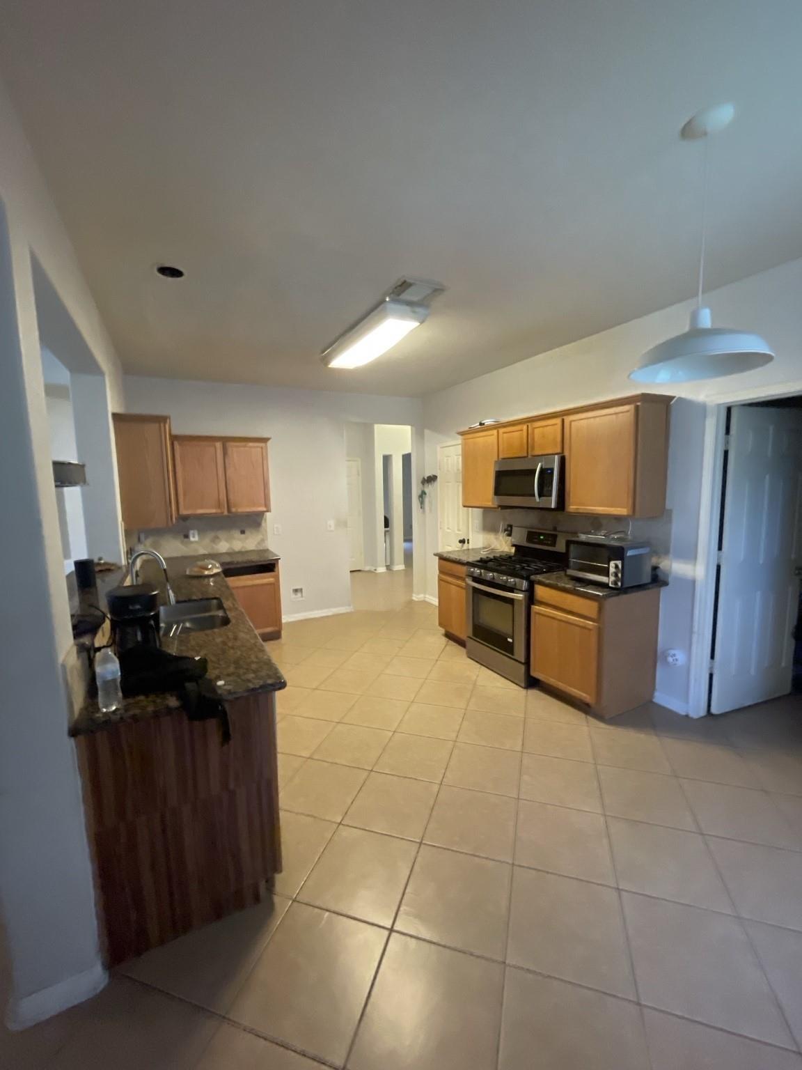7910 Pelican Lane
