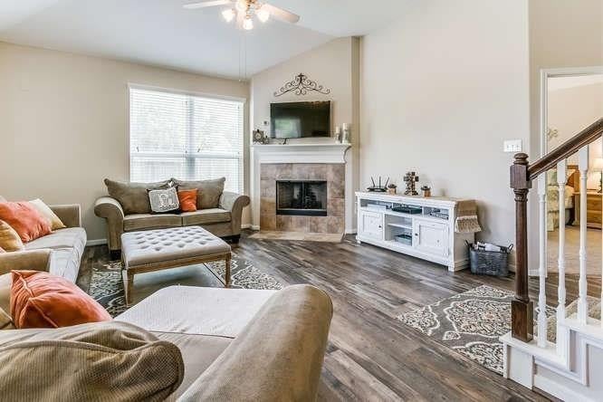 11215 English Rose Trail
