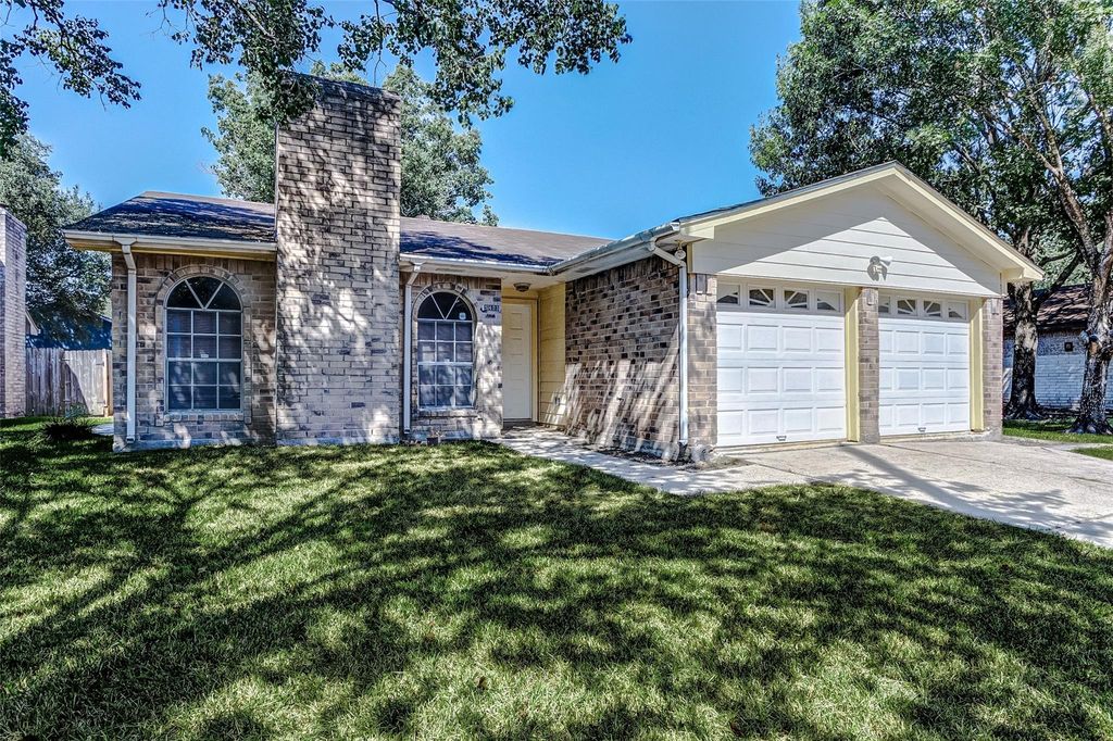 Photo of 5423 Fawn Trail Lane, Humble, TX 77346 (MLS # 10664687)