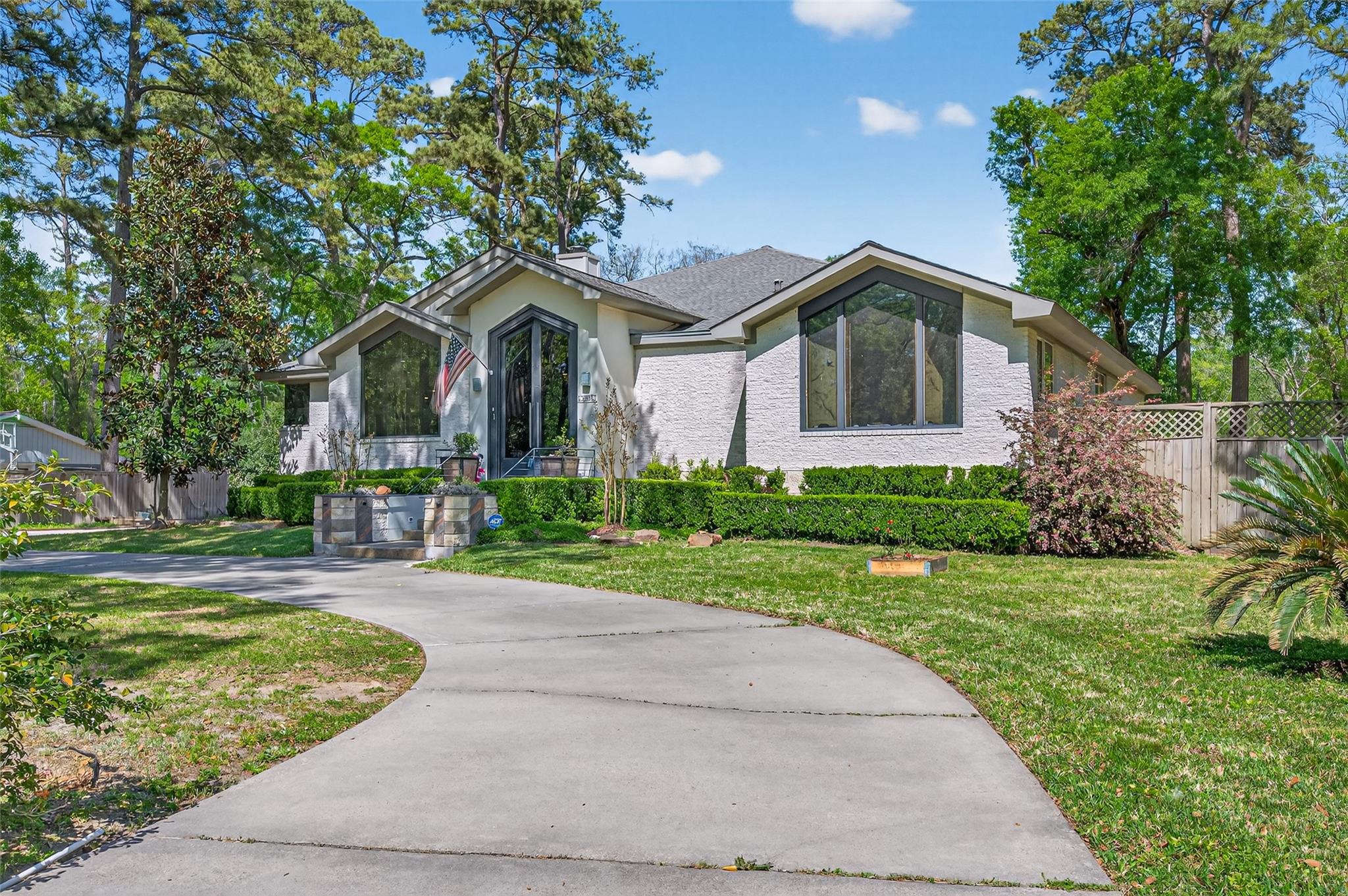 16914 Creeksouth Road