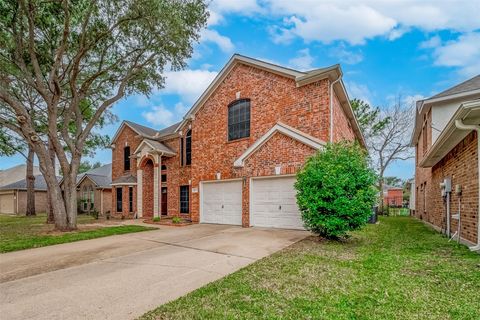 Photo of 10327 Sablebrook Lane, Houston, TX 77095 (MLS # 10530943)