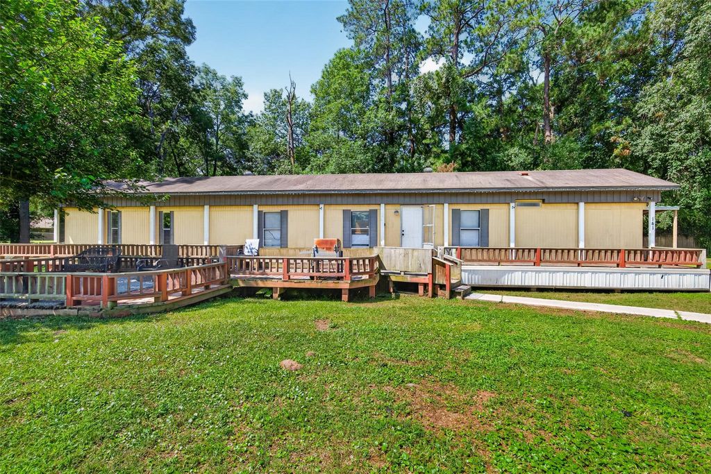 Photo of 141 Fitzgerald Lane, Livingston, TX 77351 (MLS # 69248633)