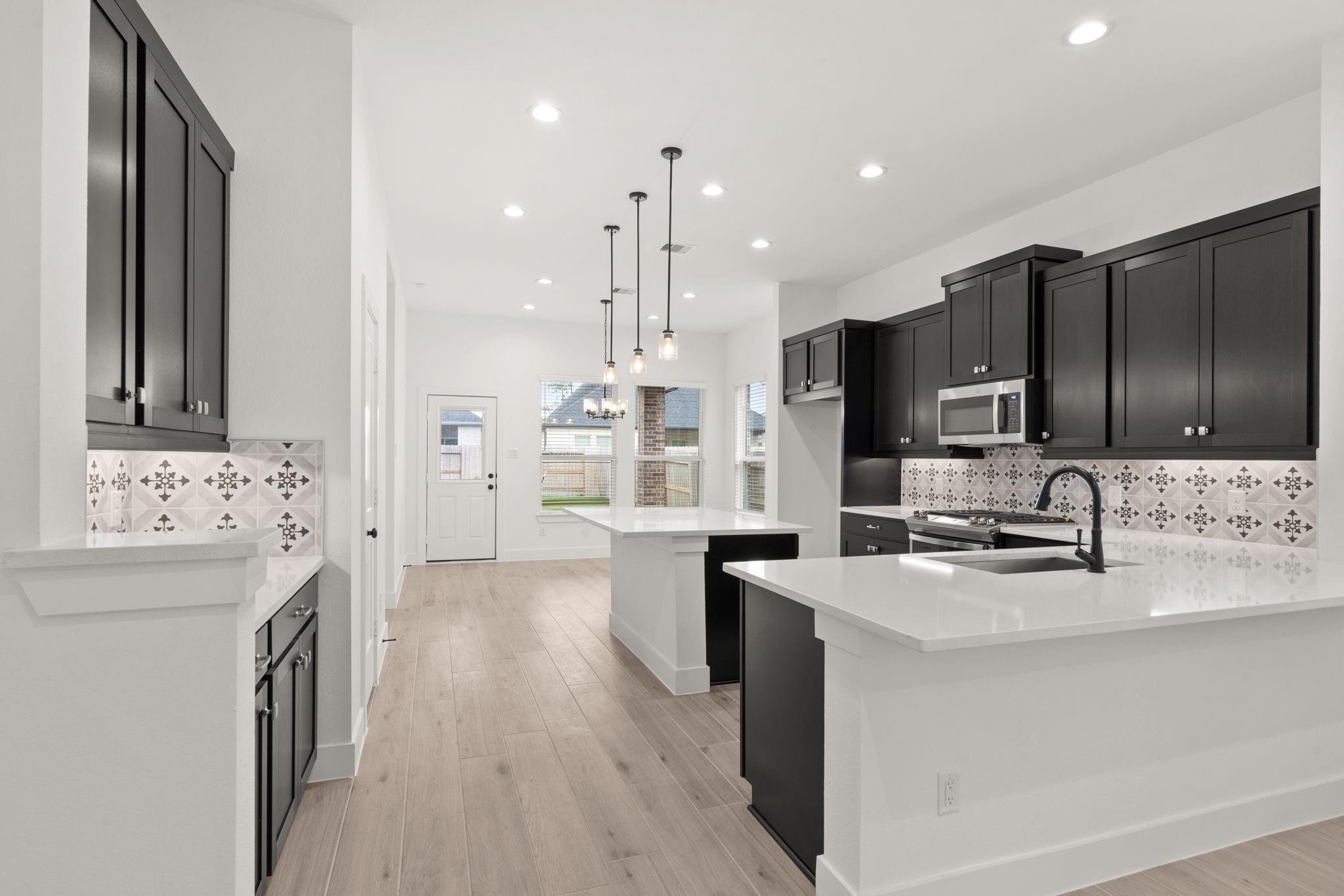 607 Crested Duck Court