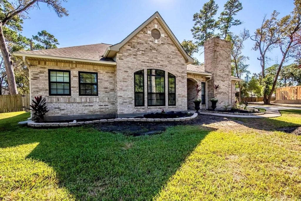 Photo of 21310 Atascocita Point Drive, Humble, TX 77346 (MLS # 75879192)