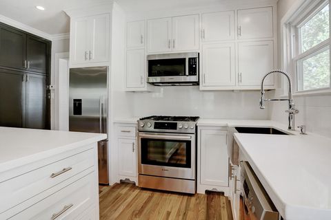 Tiny photo for 127 Payne Street, Houston, TX 77009 (MLS # 28164062)