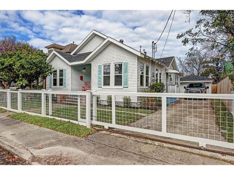 Tiny photo for 127 Payne Street, Houston, TX 77009 (MLS # 28164062)