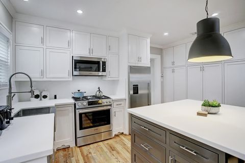 Tiny photo for 127 Payne Street, Houston, TX 77009 (MLS # 28164062)