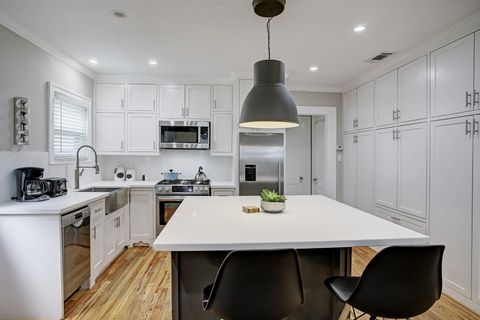 Tiny photo for 127 Payne Street, Houston, TX 77009 (MLS # 28164062)