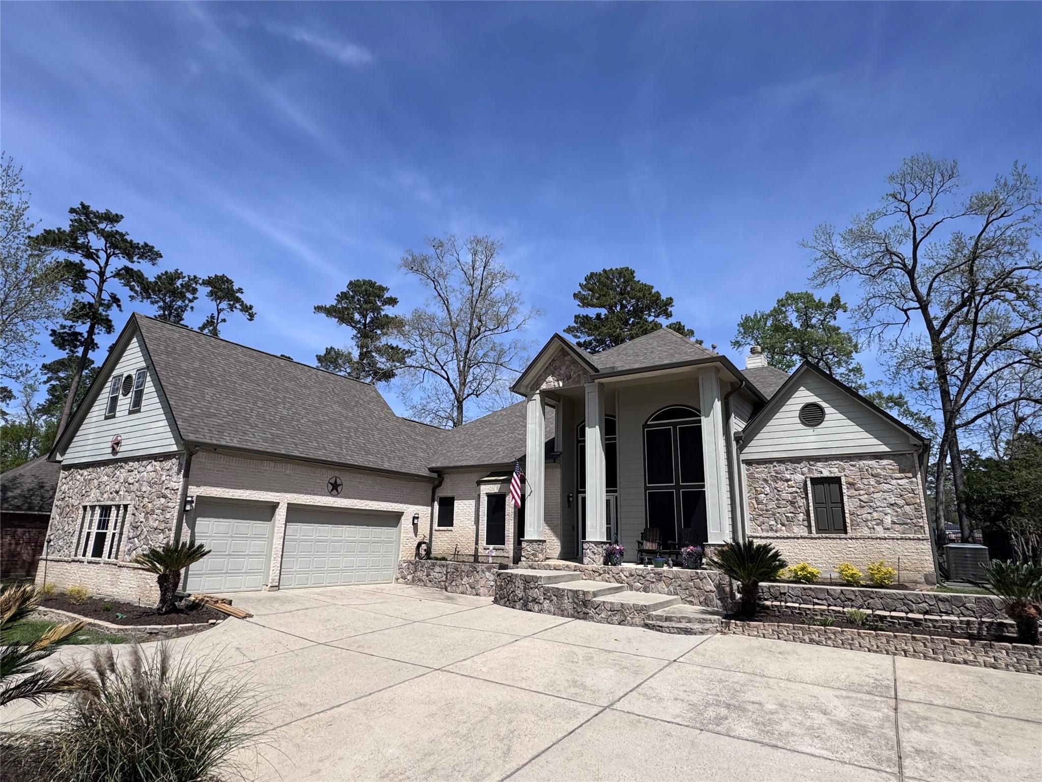 707 Fairway Oaks