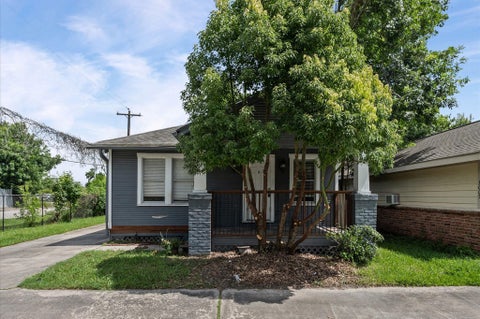 Photo of 6714 Schuller Road, Houston, TX 77093 (MLS # 46886328)