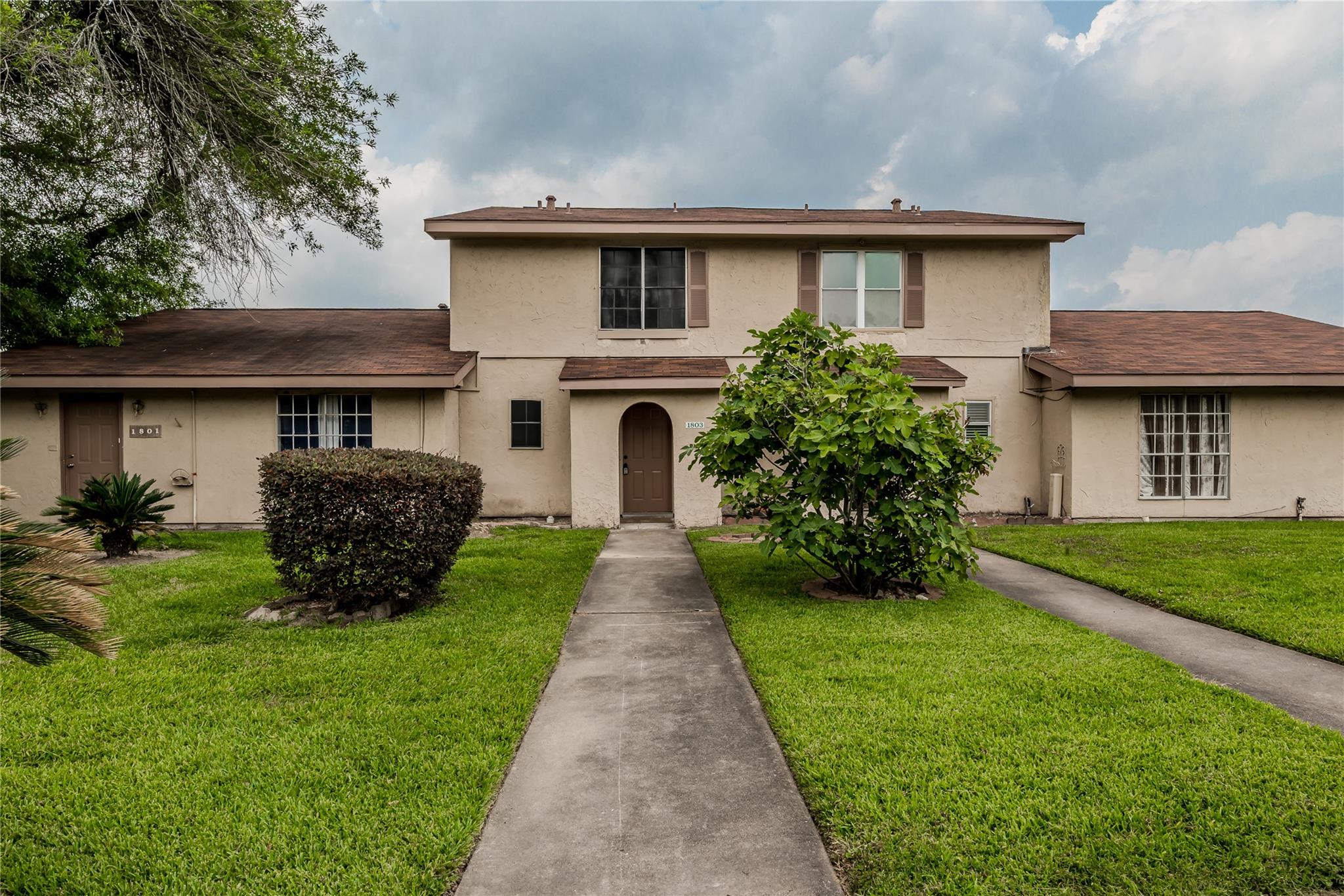 1803 Country Village Boulevard