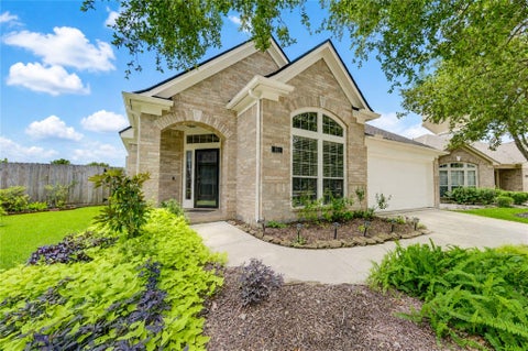 Photo of 851 Sierra Brook Lane, League City, TX 77573 (MLS # 80098867)