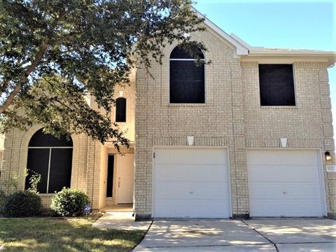 Photo of 12527 Avery Vale Lane, Houston, TX 77014 (MLS # 87780251)