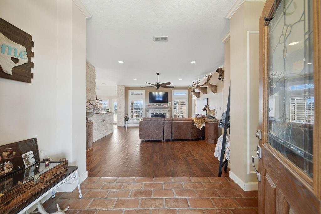 5250 Lauren Road