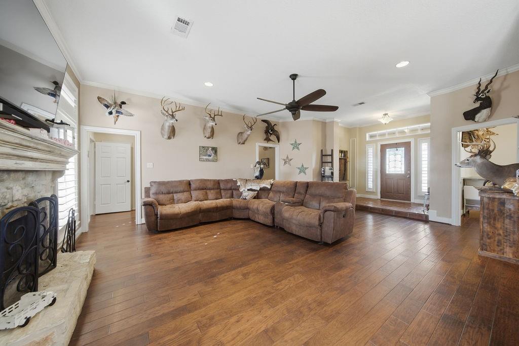 5250 Lauren Road