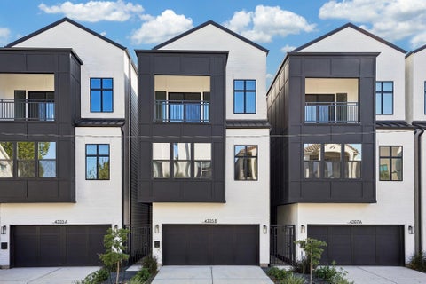 Photo of 4305 Floyd Street #B, Houston, TX 77007 (MLS # 31113364)