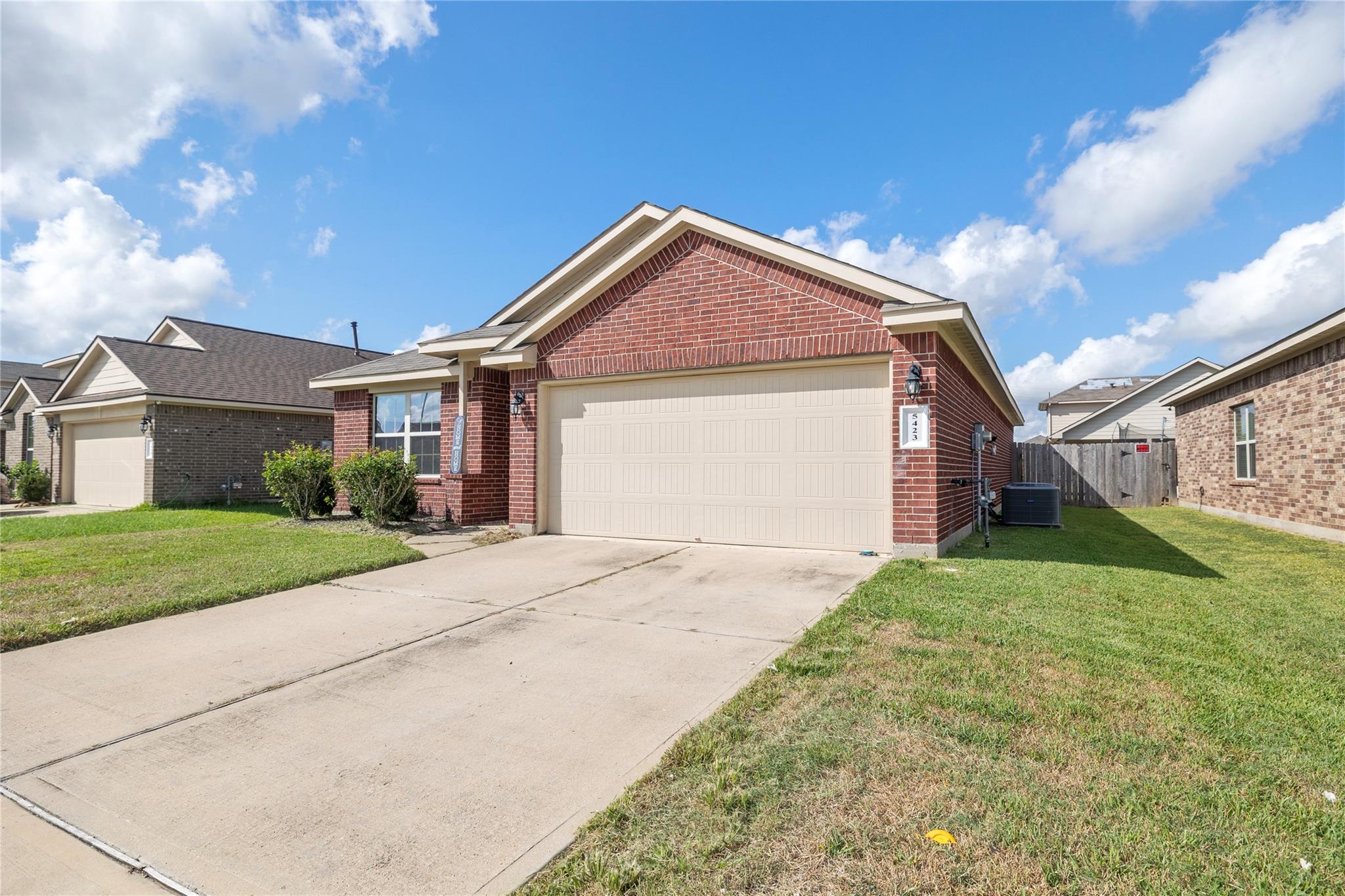 5423 Dovetail Arbor Trace