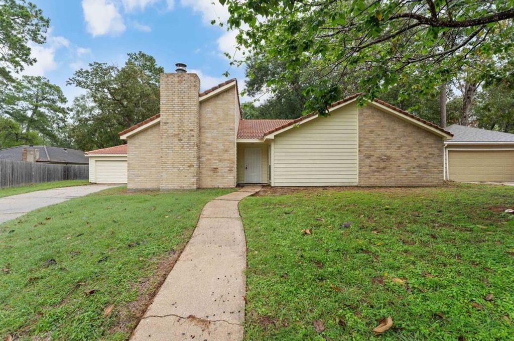 Photo of 3710 Fern View Drive, Kingwood, TX 77345 (MLS # 84367665)