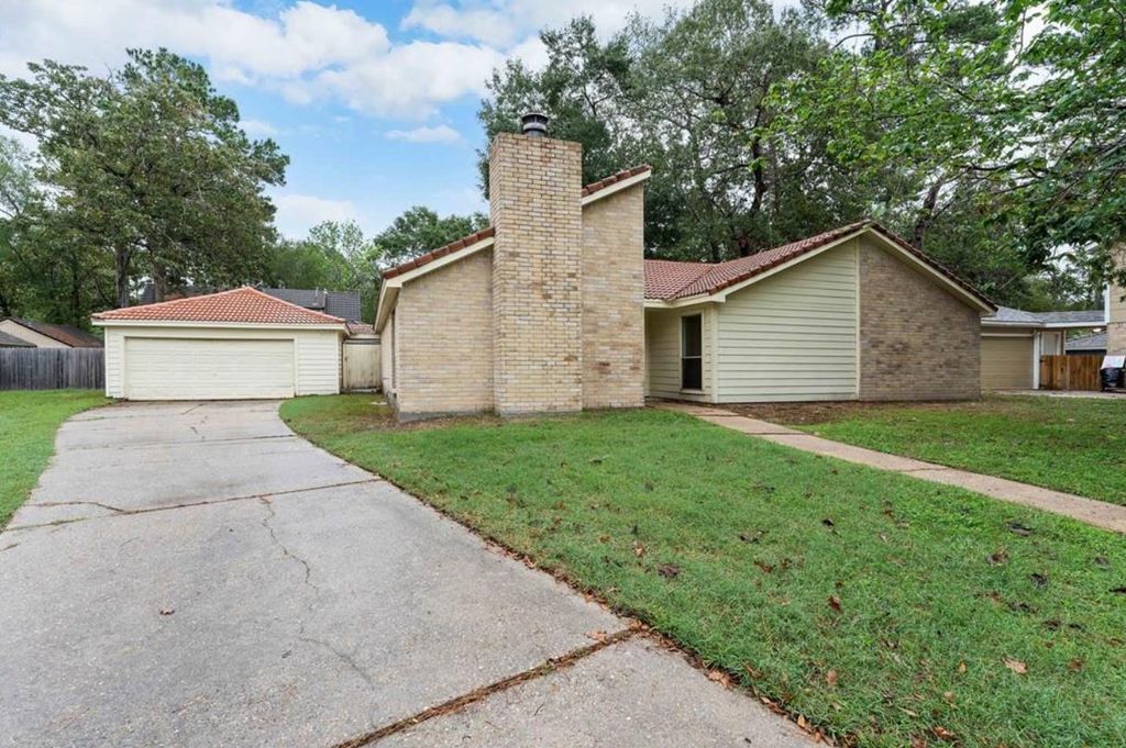 Photo of 3710 Fern View Drive, Kingwood, TX 77345 (MLS # 84367665)