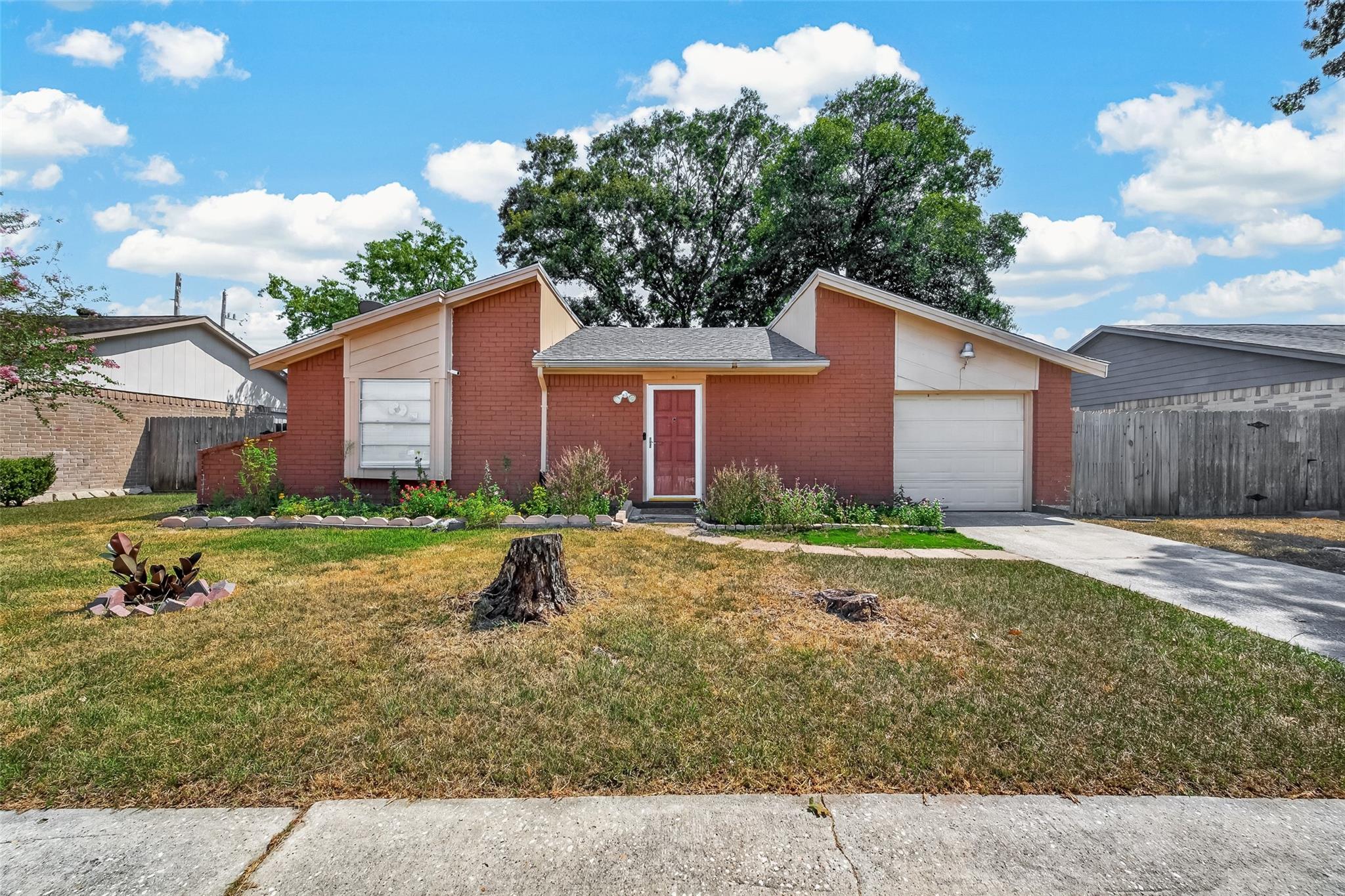 10706 Thorncliff Drive
