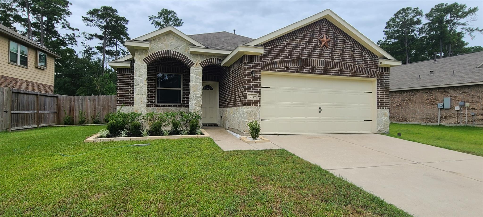 12147 La Salle River Road