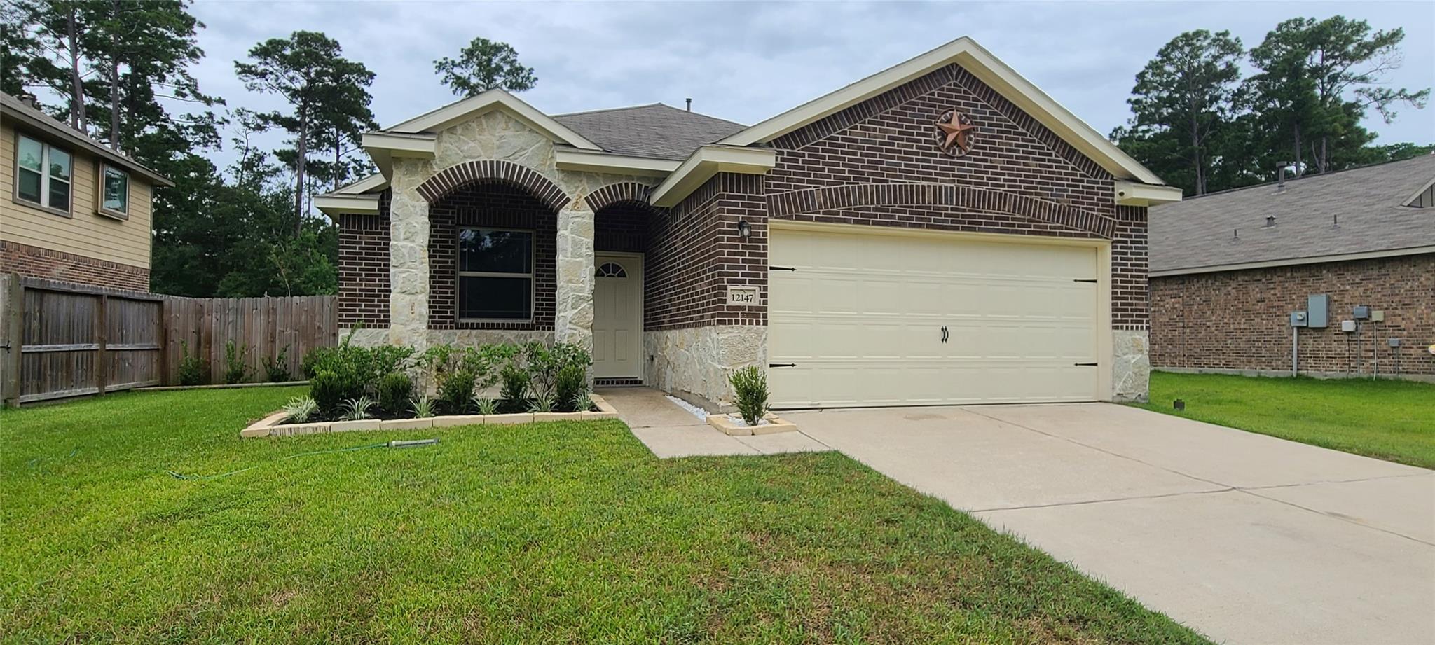 12147 La Salle River Road