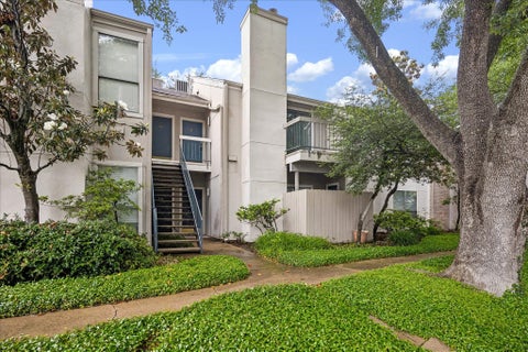 Photo of 7900 N Stadium Drive #256, Houston, TX 77030 (MLS # 64678146)