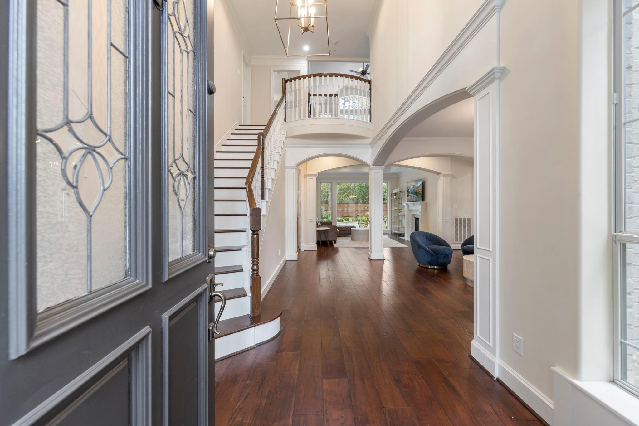 90 W Horizon Ridge Place