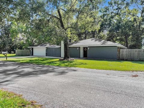 Homes For Sale - 6125 Broadoak Street<br/> Jefferson County, Beaumont, TX 77713