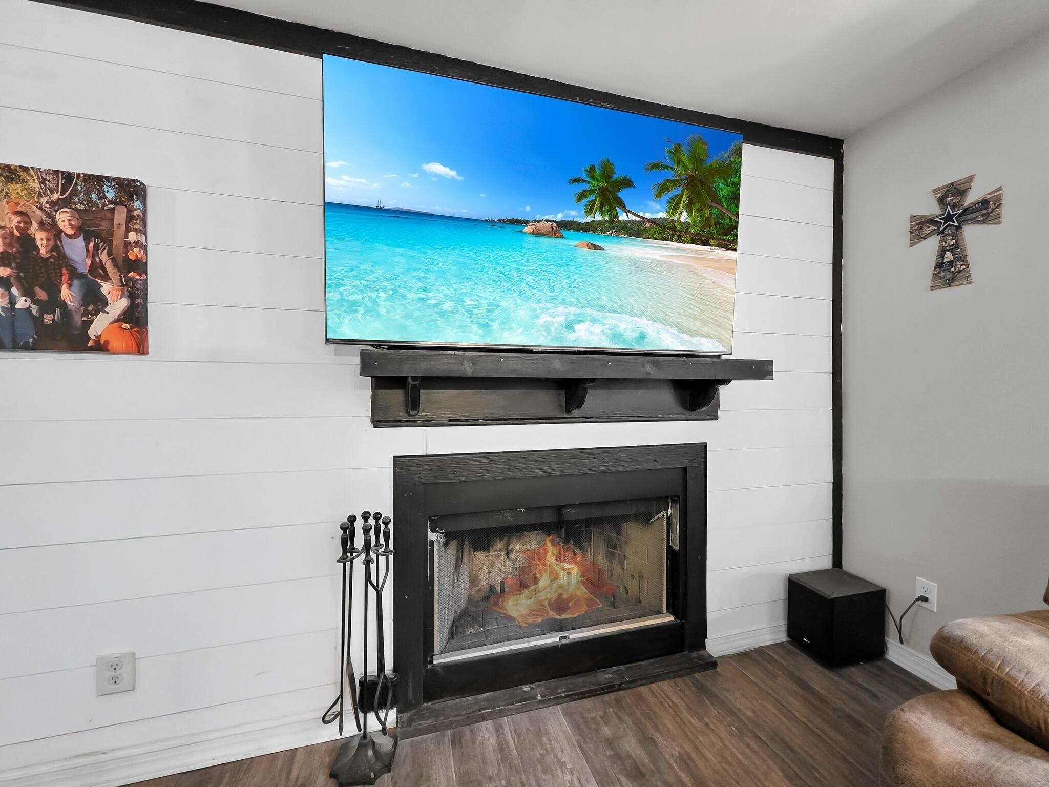 6125 Broadoak Street