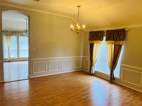 Tiny photo for 310 Annes Way, Stafford, TX 77477 (MLS # 49706386)