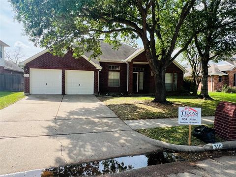 Tiny photo for 310 Annes Way, Stafford, TX 77477 (MLS # 49706386)