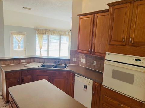 Tiny photo for 310 Annes Way, Stafford, TX 77477 (MLS # 49706386)