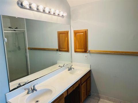 Tiny photo for 310 Annes Way, Stafford, TX 77477 (MLS # 49706386)