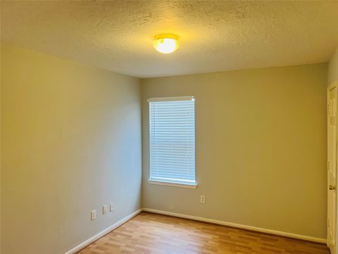 Tiny photo for 310 Annes Way, Stafford, TX 77477 (MLS # 49706386)