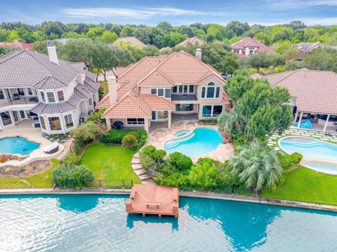 Photo of 19006 Windsor Lakes Drive, Houston, TX 77094 (MLS # 83344703)