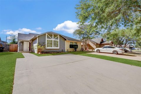 Photo of 17419 Ranch Country Road, Hockley, TX 77447 (MLS # 33385365)