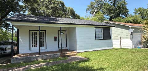 Homes For Sale - 1050 Boyd Street<br/> Jefferson County, Beaumont, TX 77705