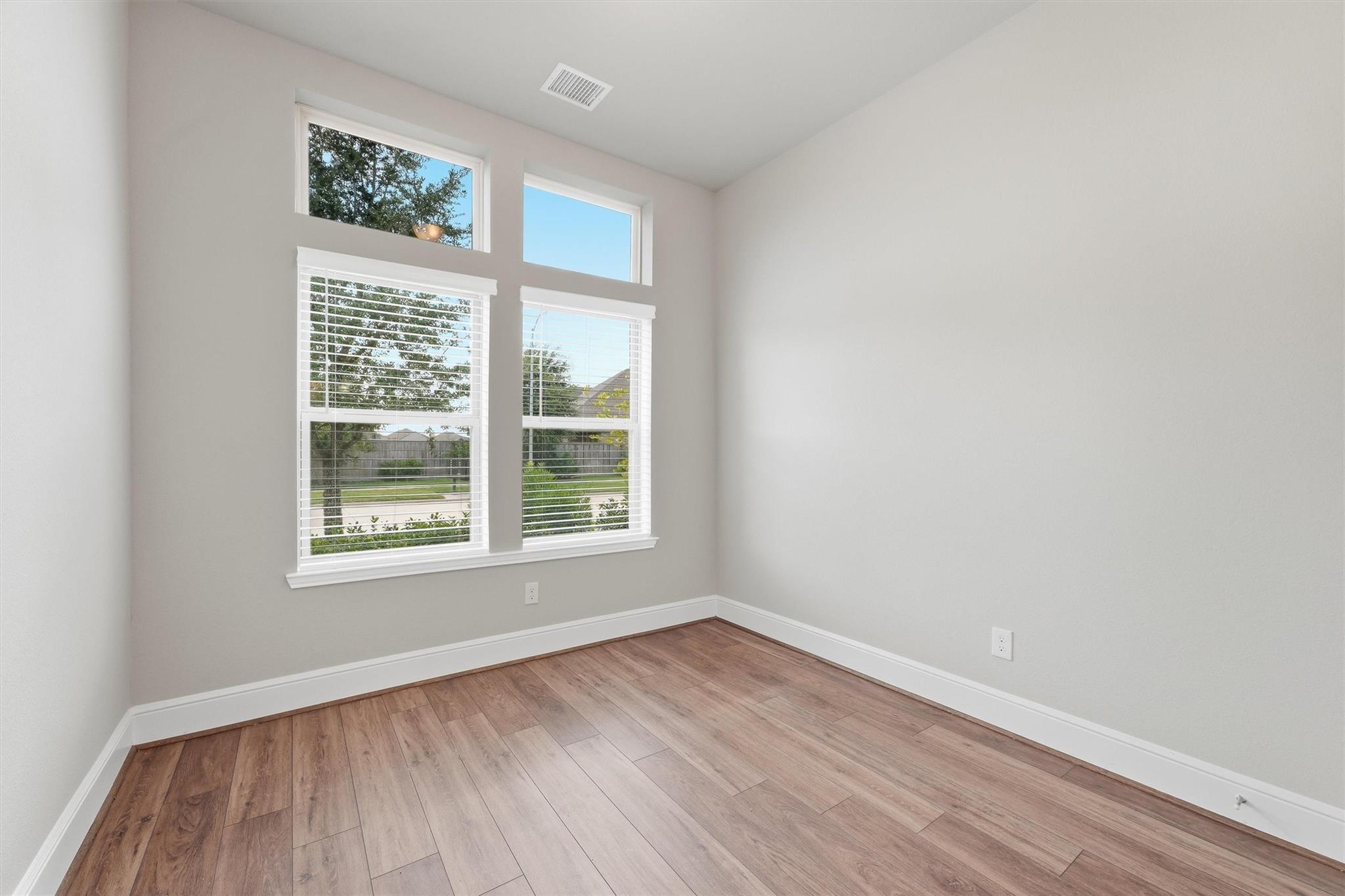 2539 Lilac Point Lane