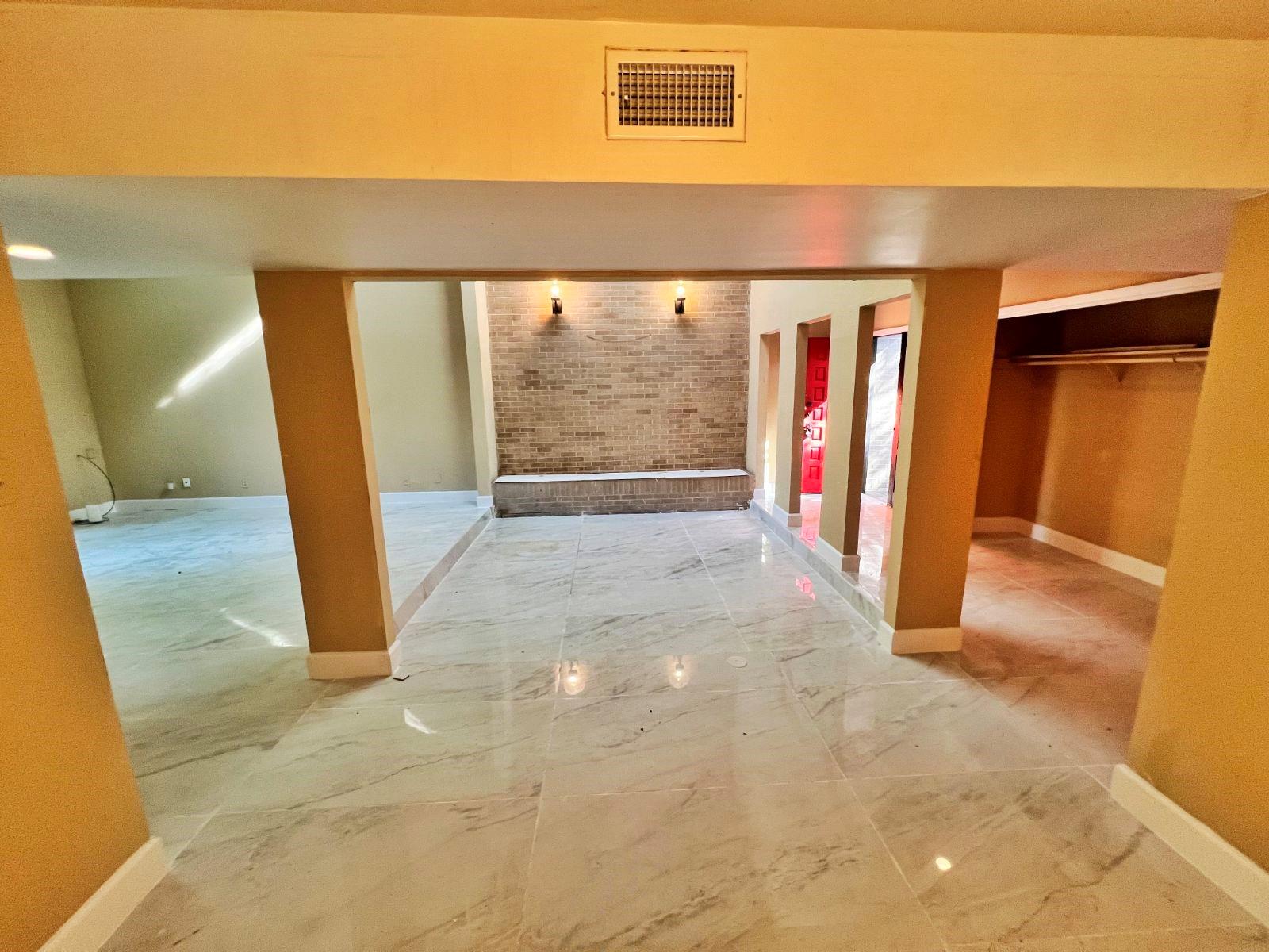 4560 Bellaire Boulevard