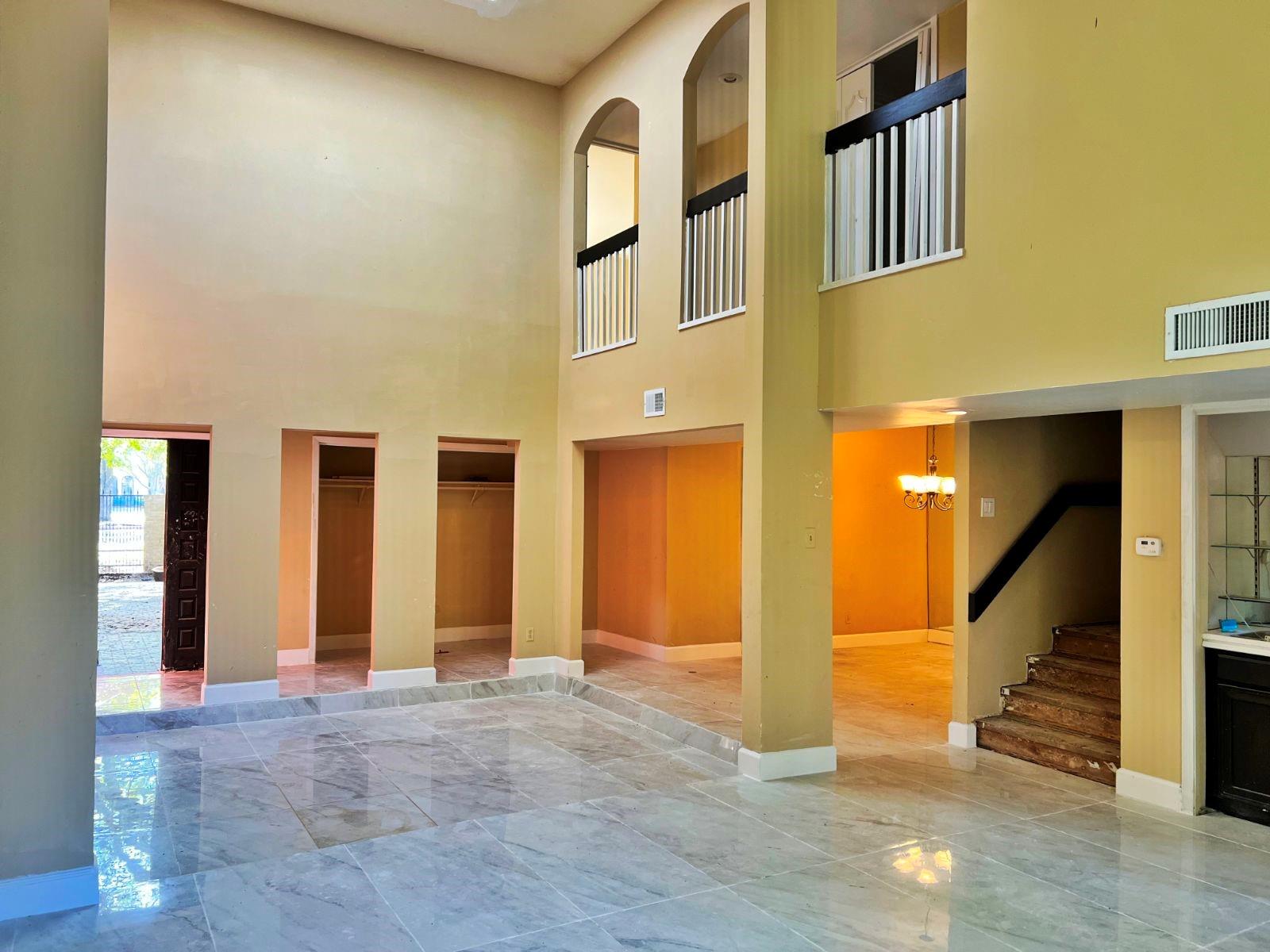 4560 Bellaire Boulevard