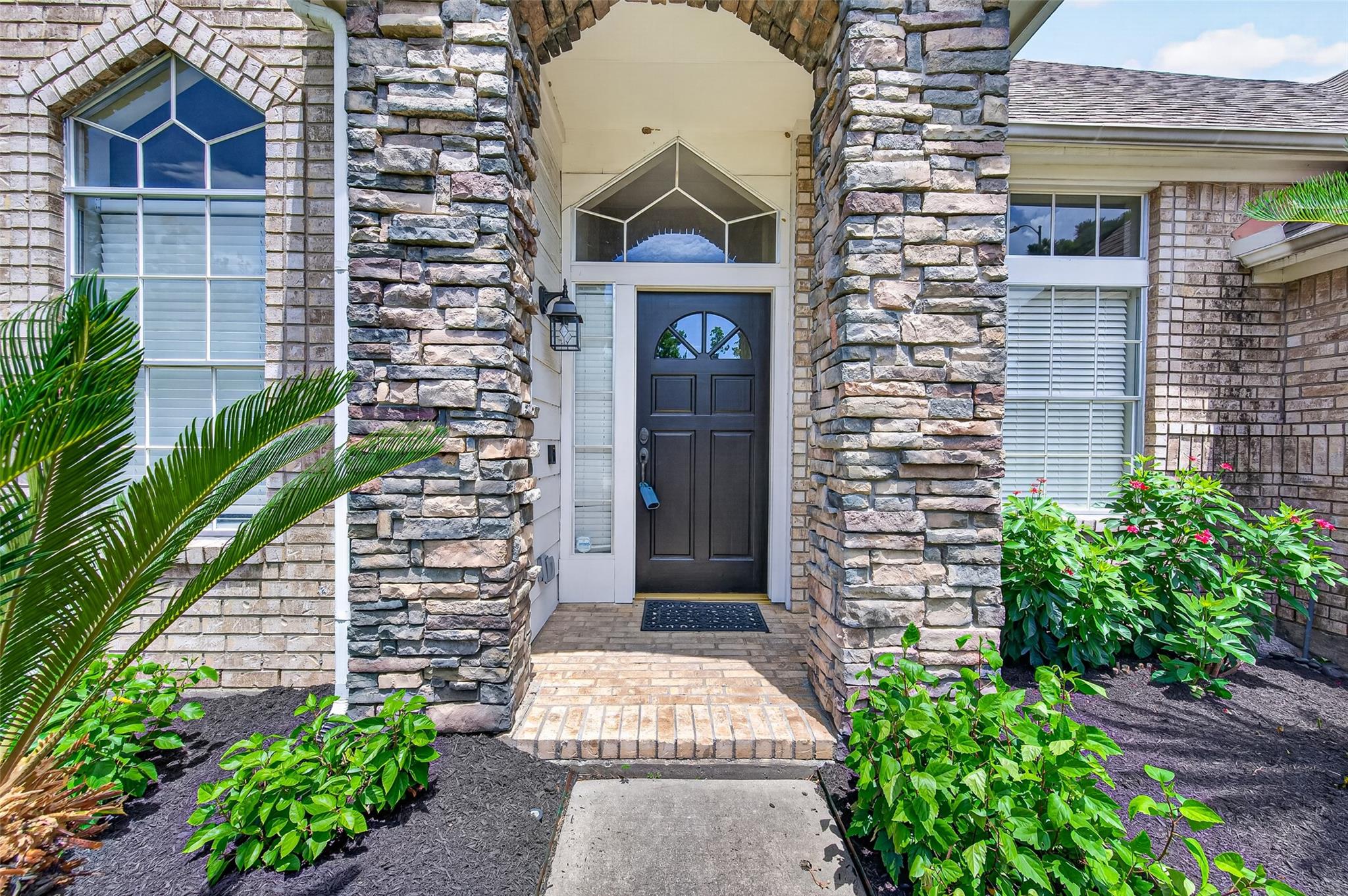 13718 Clareton Lane