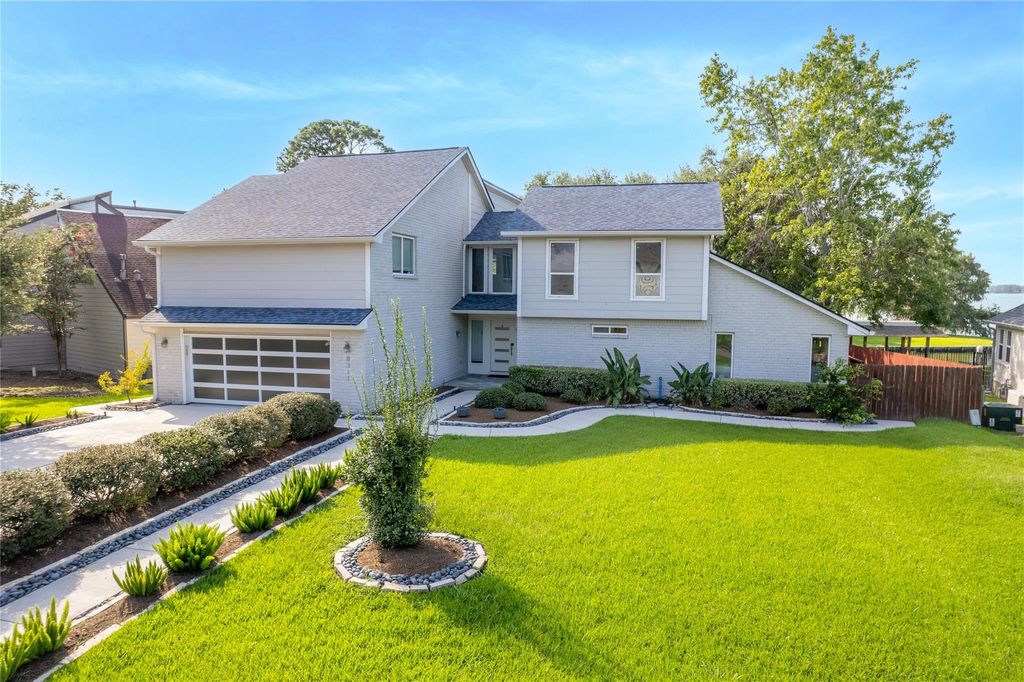 Photo of 8311 Amber Cove Drive, Houston, TX 77346 (MLS # 61569212)