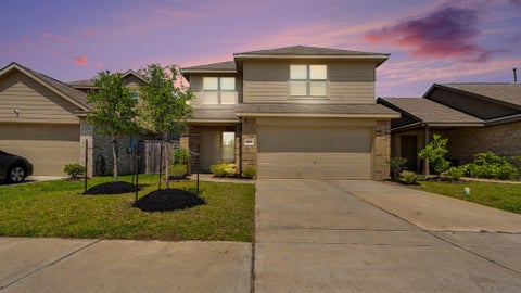 Photo of 9106 Burnet Fields Drive, Baytown, TX 77521 (MLS # 42461048)