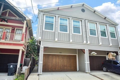 Photo of 1514 Prince Street, Houston, TX 77008 (MLS # 87239869)